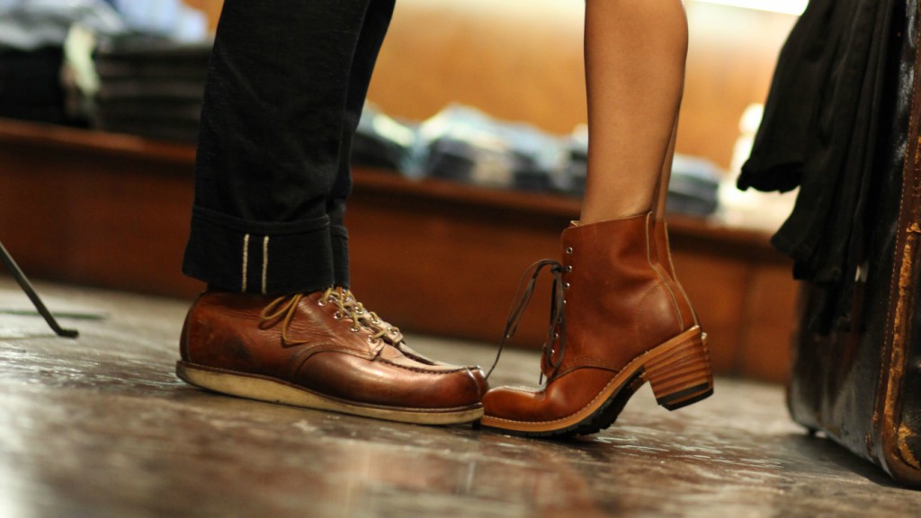 Red Wing Man and Woman