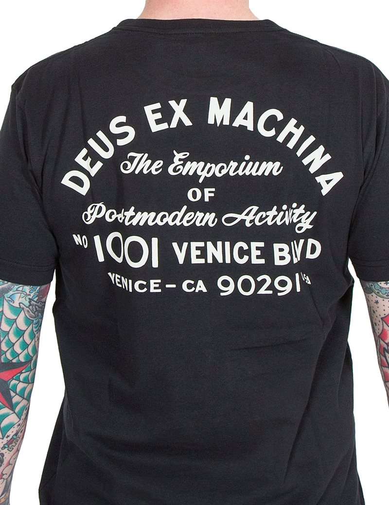 deus_ex_machina_venice_adress_