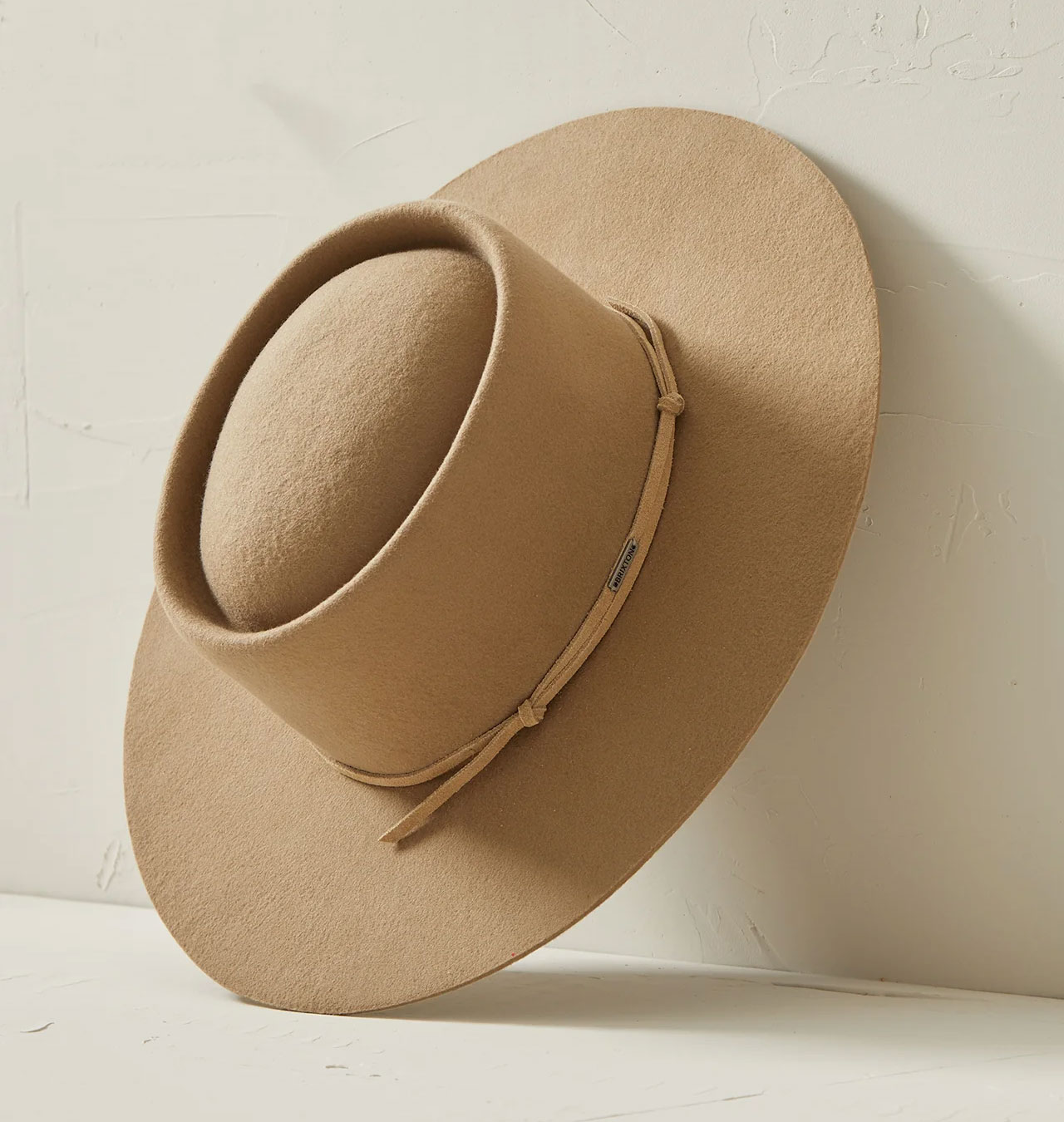 Brixton - Vale Hat - Sand display picture 2