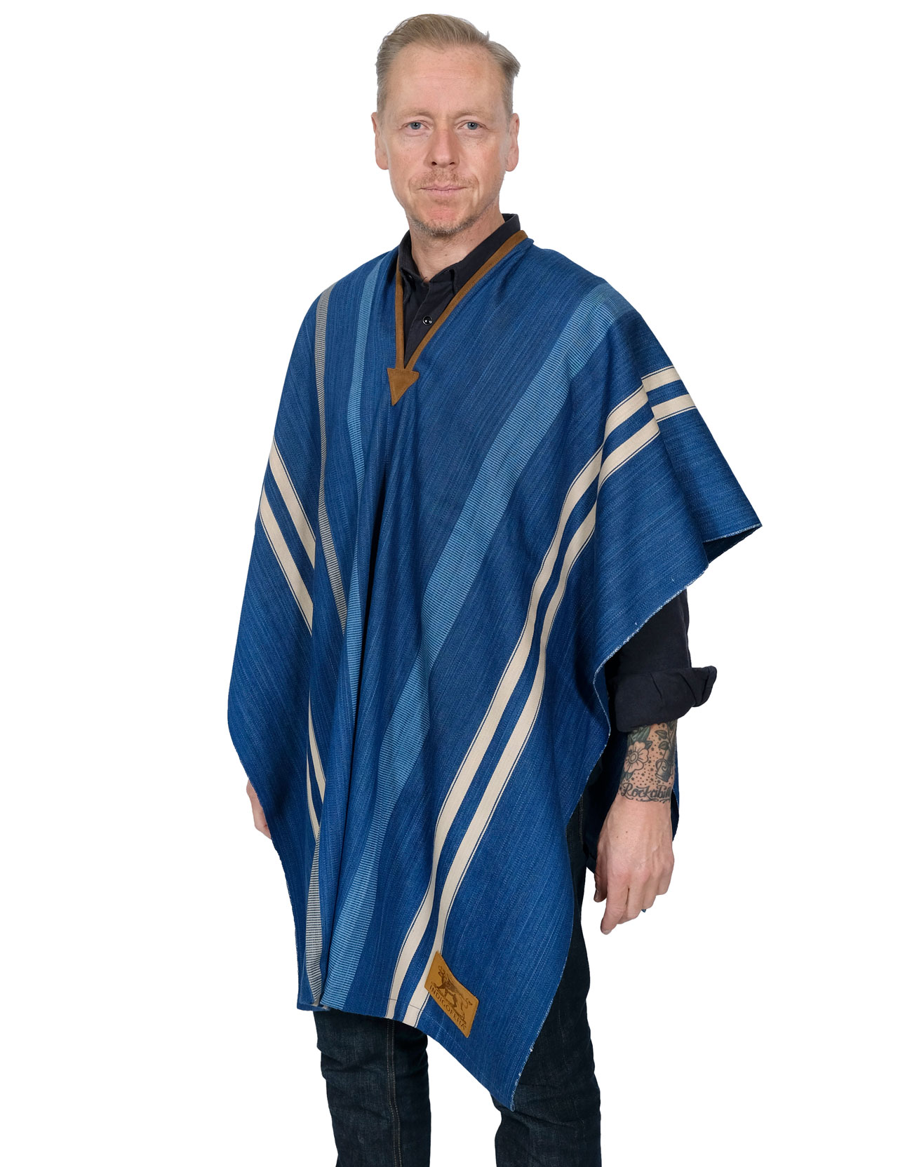 Indigofera---Poncho-Japanese-Cotton-Wool---Indigo-White-Stripe-1