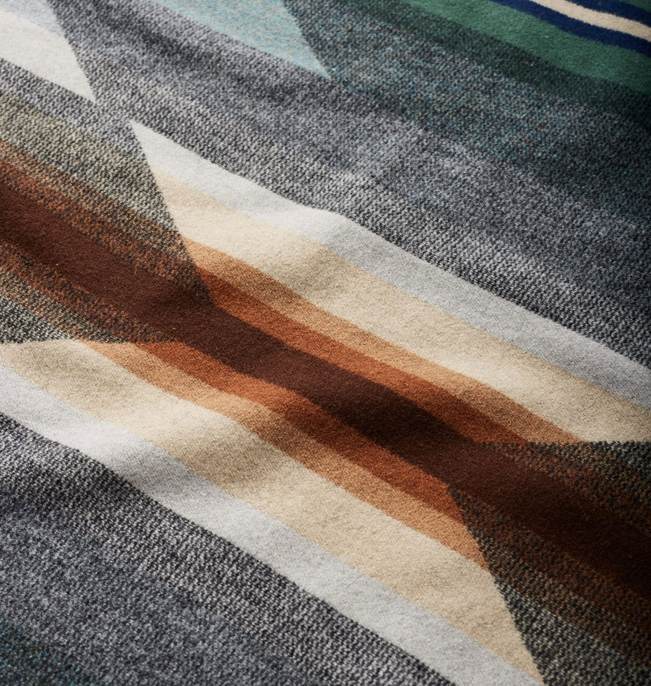 Pendleton Wyeth Trail Oxford Napped Wool Blanket