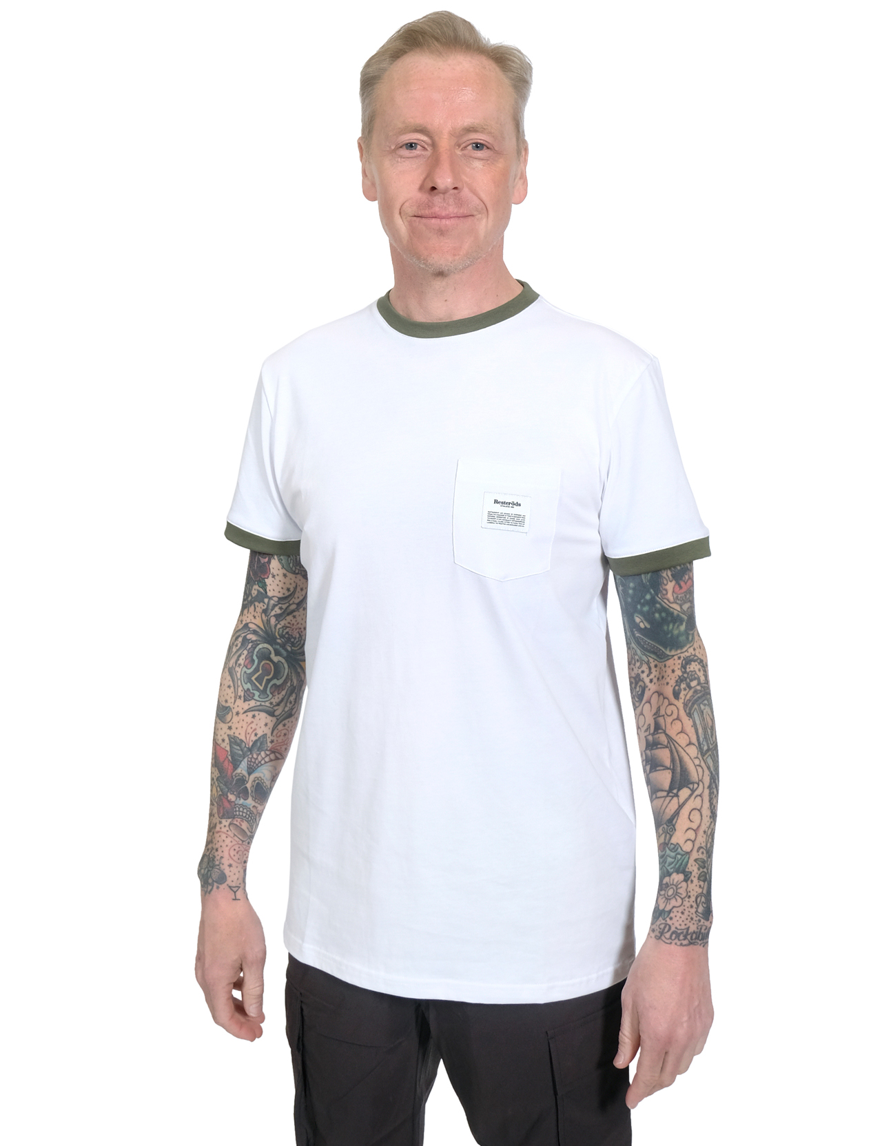 Resteröds - Retro Pocket Tee - White/Army