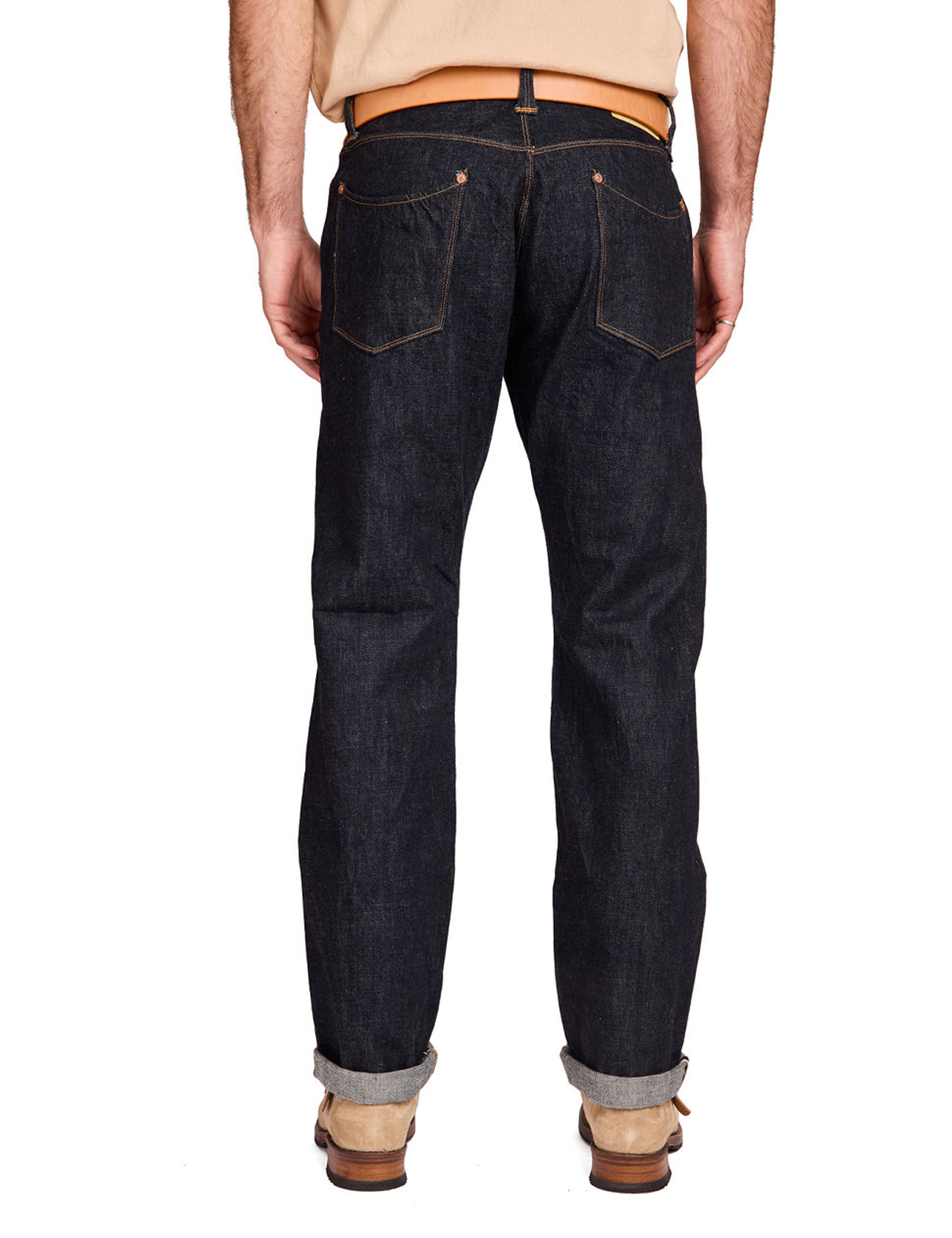 【KOOLOSET】Red Stitch Selvage Denim Vivid red stitching dons the latest release from Samurai