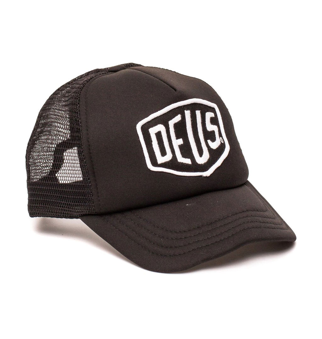 deus-ex-machina-baylands-Trucker-cap-black-wh-01