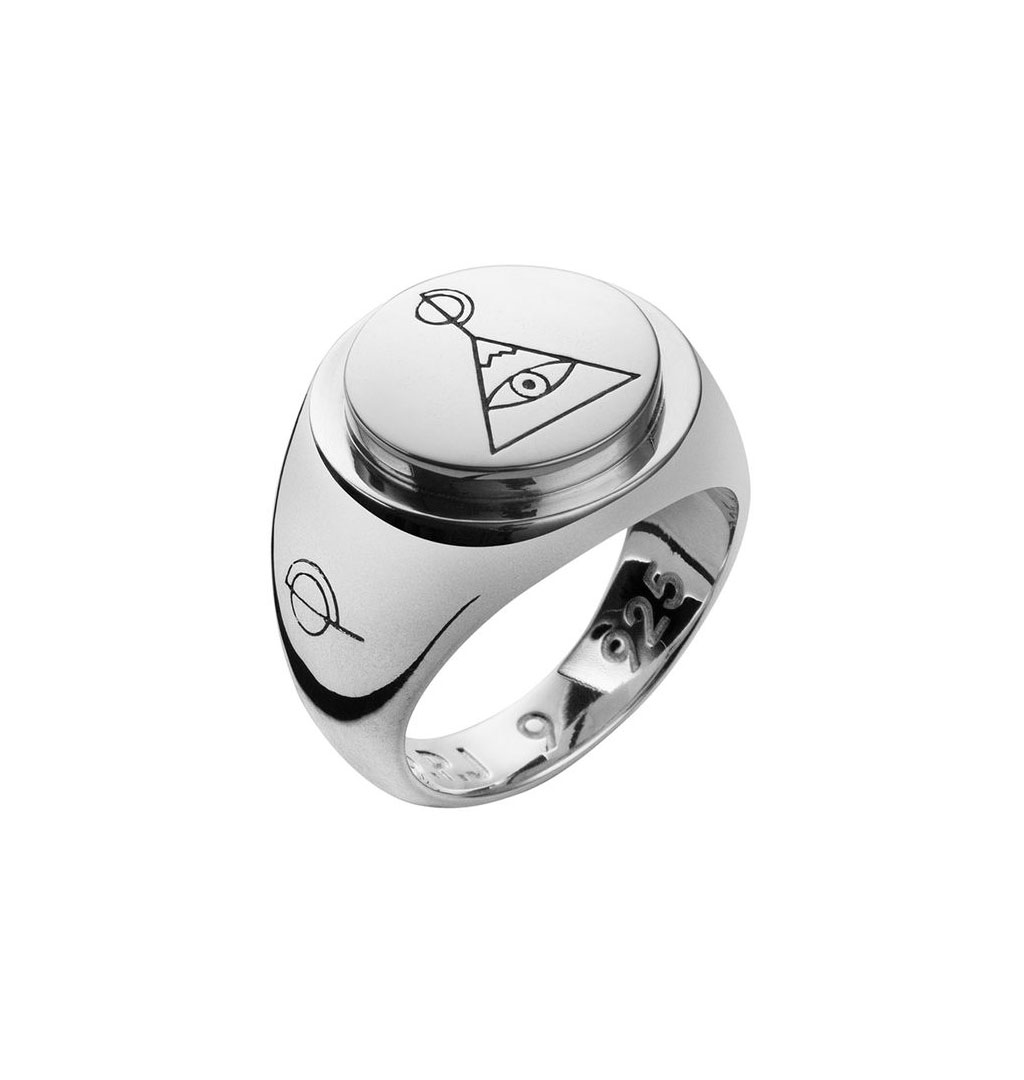 op-jewellery-pyramid-ring-silver-01